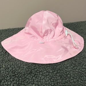 Ruffle Butts baby hat